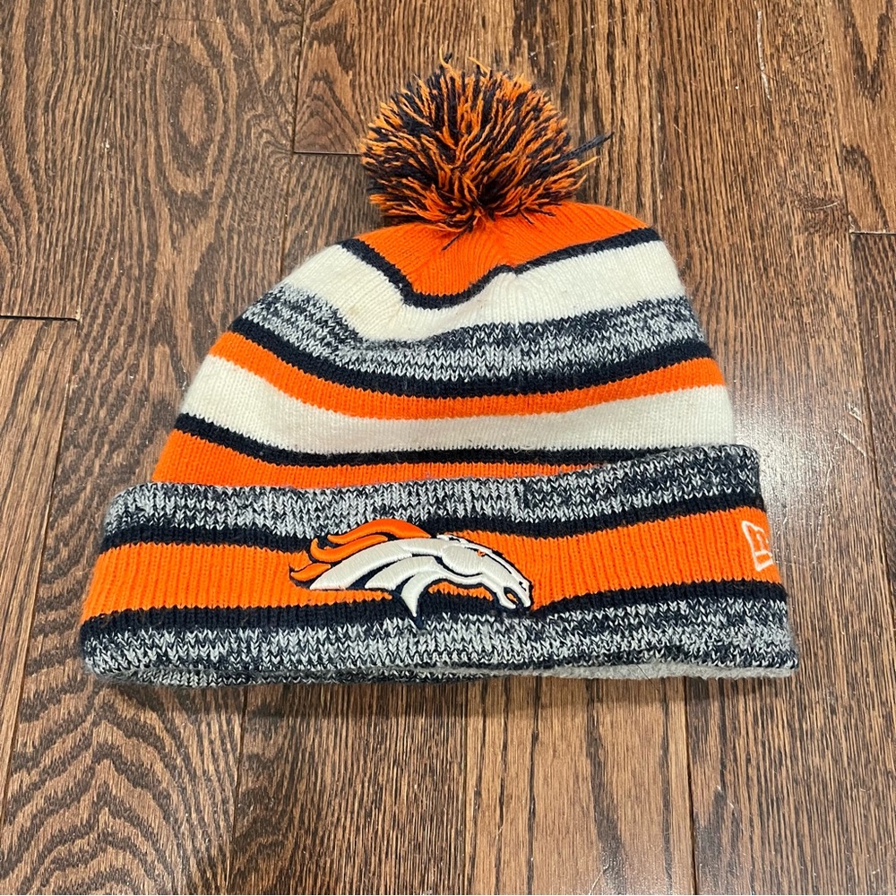 {New Era} NFL Broncos Knit Pom Pom Hat, OSFM